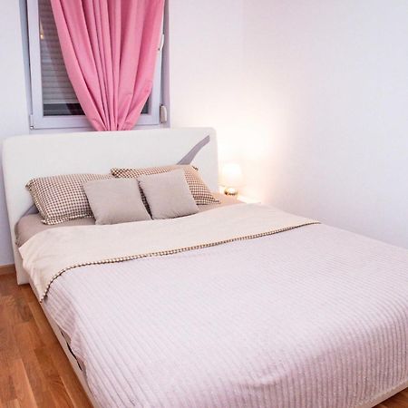 Apartman Royal 2 Doboj Kültér fotó